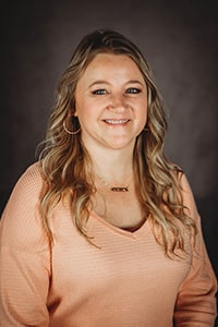 Traci Salazar, Lead CSR
